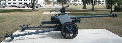 800px-pak40_cfb_borden_2006_2.jpg